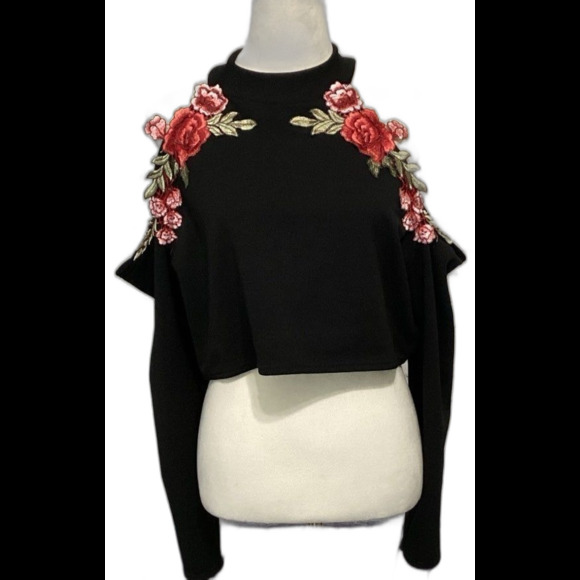 Boohoo Top Women's Size 18 Black Cut Sleeve Embroidered High Collar Cropped - Picture 1 of 10